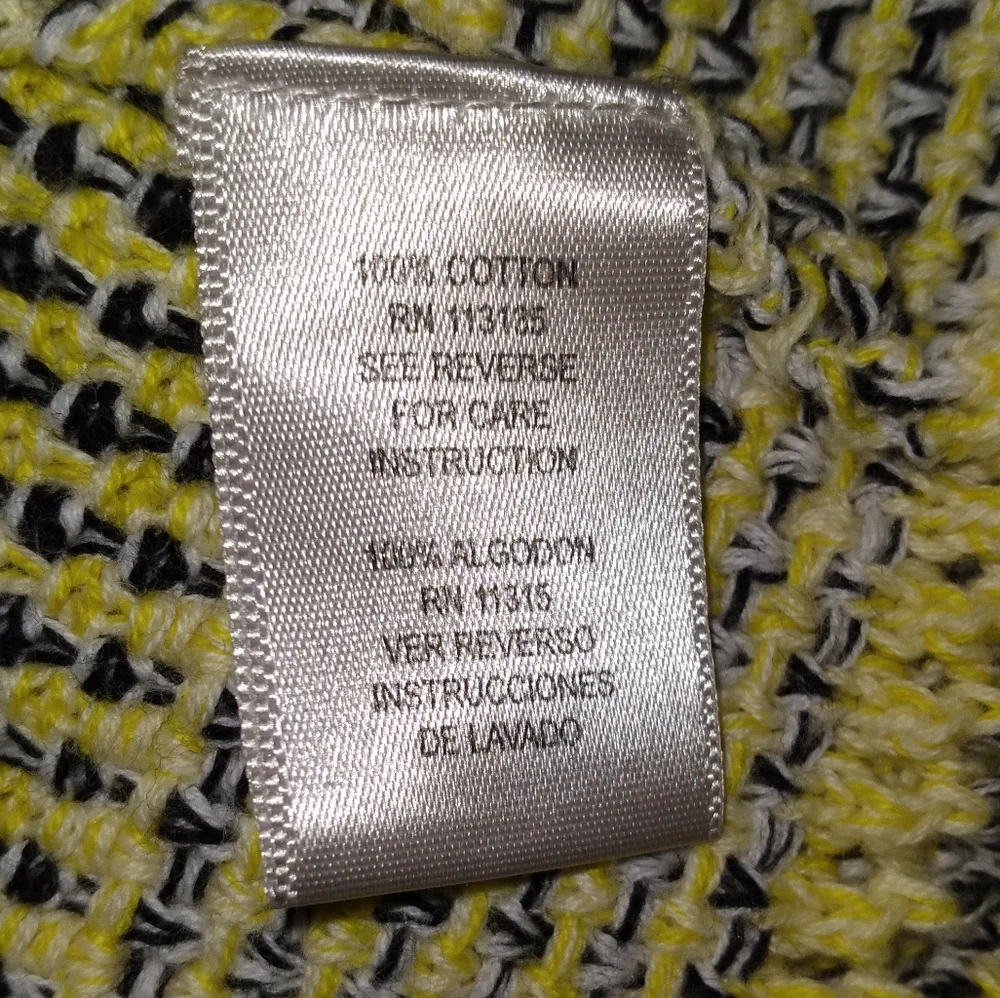 Leo & Nicole Lightweight Sweater, size XL - Picture 5 of 6